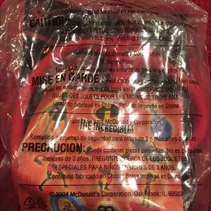 2004 Mrs. Incredible Disney Happy Meal Toy